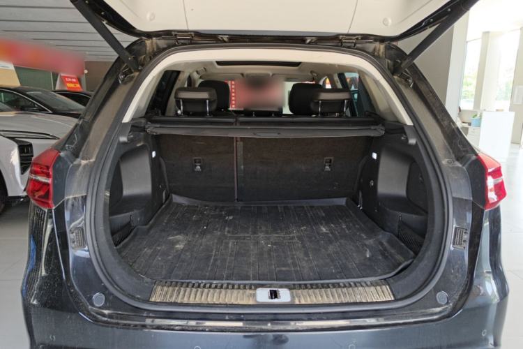 Used Hongqi HS5 2022 Revised Version 2.0T Smart Connect Flagship Edition Trunk