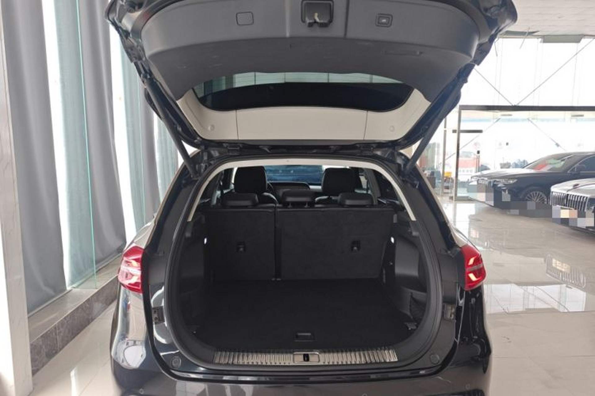 Used Hongqi HS5 2022 2.0T Smart Connect Flagship Enjoyment Purchase Edition Trunk