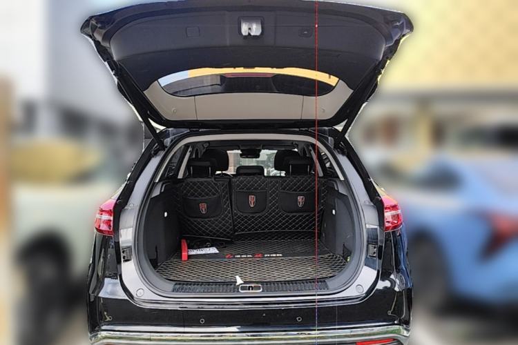 Used Hongqi HS5 2022 2.0T Smart Connect Flagship Edition Trunk