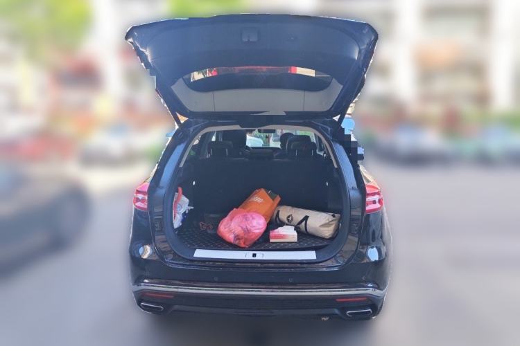 Used Hongqi HS5 2022 Revised Version 2.0T Smart Connect Flagship Edition Trunk