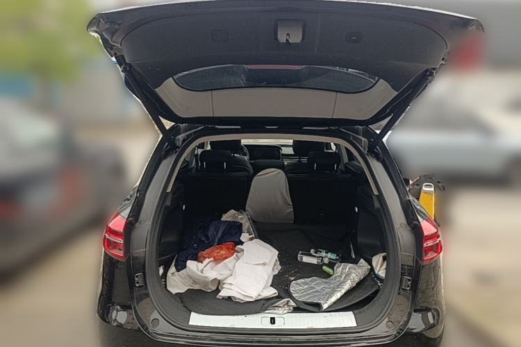 Used Hongqi HS5 2022 2.0T Smart Connect Flagship Edition Trunk