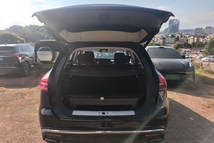Used Hongqi HS5 2022 Facelifted Version 2.0T Smart Connect Flagship All-Wheel-Drive Edition Trunk