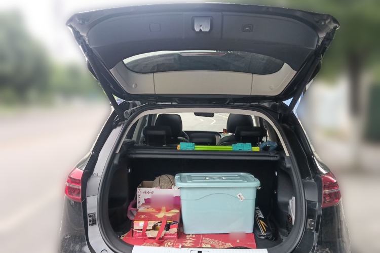 Used Hongqi HS5 2022 2.0T Smart Connect Flagship All-Wheel-Drive Version Trunk