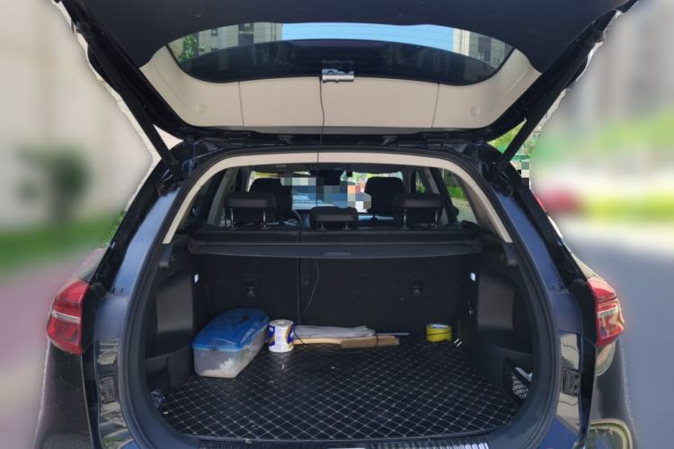 Used Hongqi HS5 2022 2.0T Smart Connect Flagship All-Wheel-Drive Version Trunk