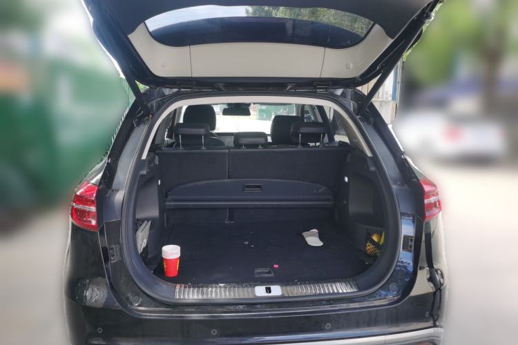 Used Hongqi HS5 2022 Revised Version 2.0T Smart Connect Flagship Edition Trunk
