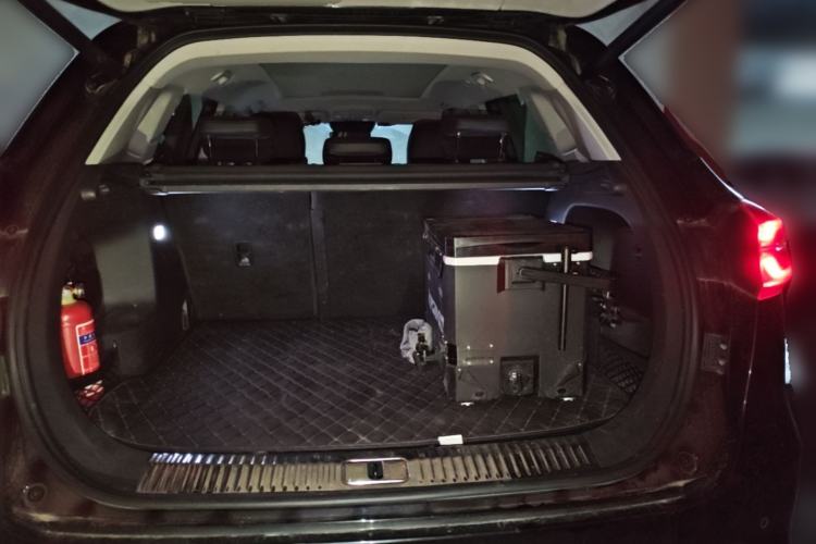 Used Hongqi HS5 2022 2.0T Smart Connect Flagship All-Wheel-Drive Version Trunk