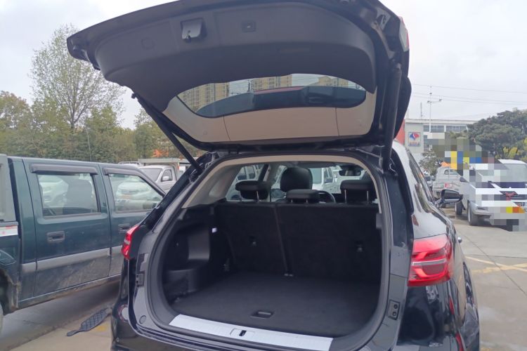 Used Hongqi HS5 2022 Revised Version 2.0T Smart Connect Flagship Edition Trunk
