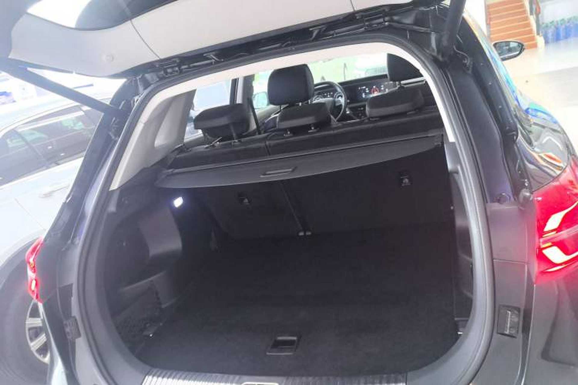 Used Hongqi HS5 2022 Revised Version 2.0T Smart Connect Flagship Edition Trunk