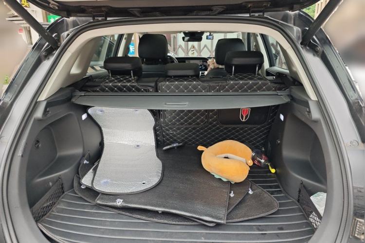 Used Hongqi HS5 2022 2.0T Smart Connect Flagship Edition Trunk