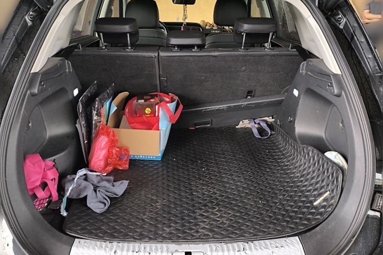 Used Hongqi HS5 2022 2.0T Smart Connect Flagship Edition Trunk