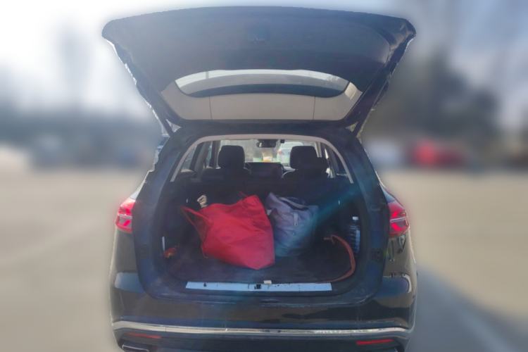 Used Hongqi HS5 2022 Revised Version 2.0T Smart Connect Flagship Edition Trunk