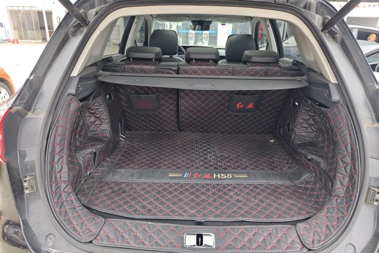 Used Hongqi HS5 2022 Revised Version 2.0T Smart Connect Flagship Edition Trunk