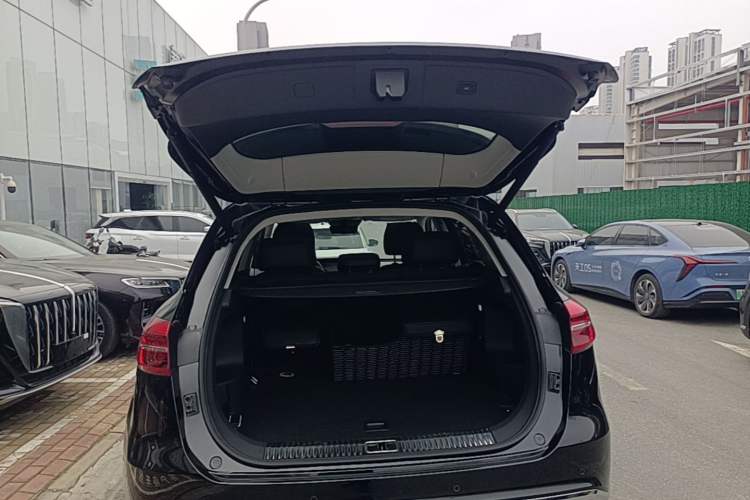 Used Hongqi HS5 2022 2.0T Smart Connect Flagship Edition Trunk