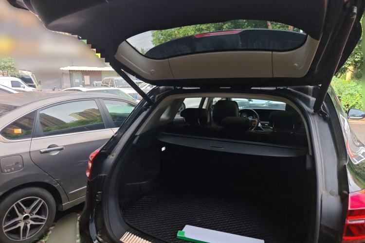 Used Hongqi HS5 2022 2.0T Smart Connect Flagship Edition Trunk