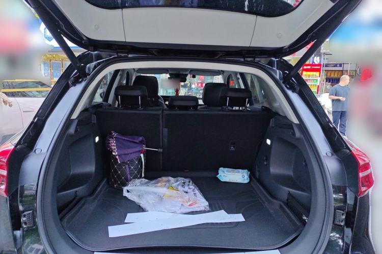 Used Hongqi HS5 2022 2.0T Smart Connect Flagship Edition Trunk