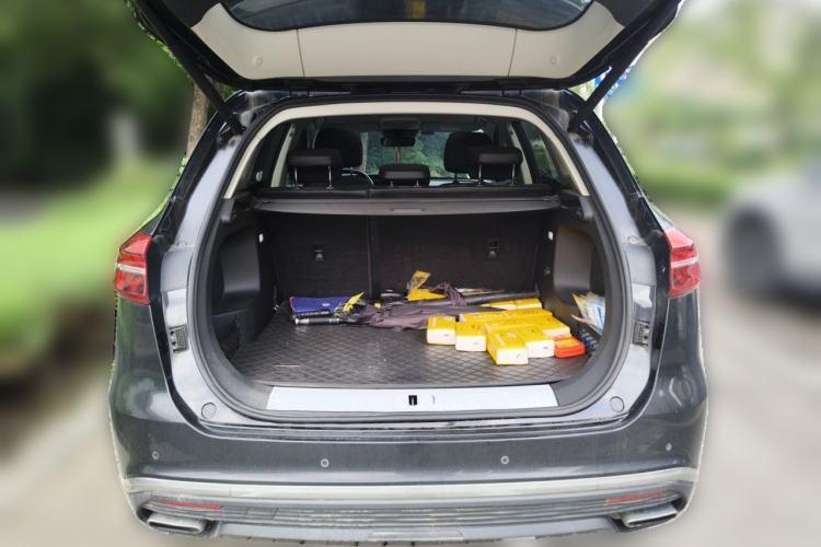 Used Hongqi HS5 2022 2.0T Smart Connect Flagship Enjoyment Purchase Edition Trunk
