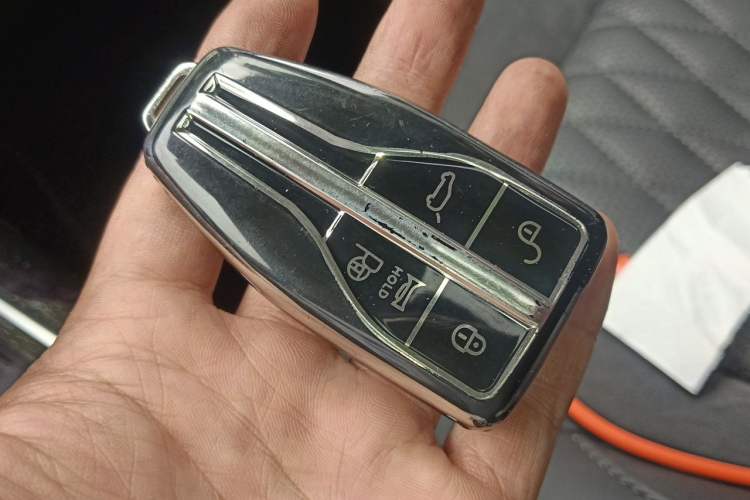 Used Hongqi HS5 2022 2.0T Smart Connect Flagship All-Wheel-Drive Version Vehicle Key