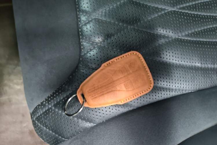 Used Hongqi HS5 2022 2.0T Smart Connect Flagship Edition Vehicle Key