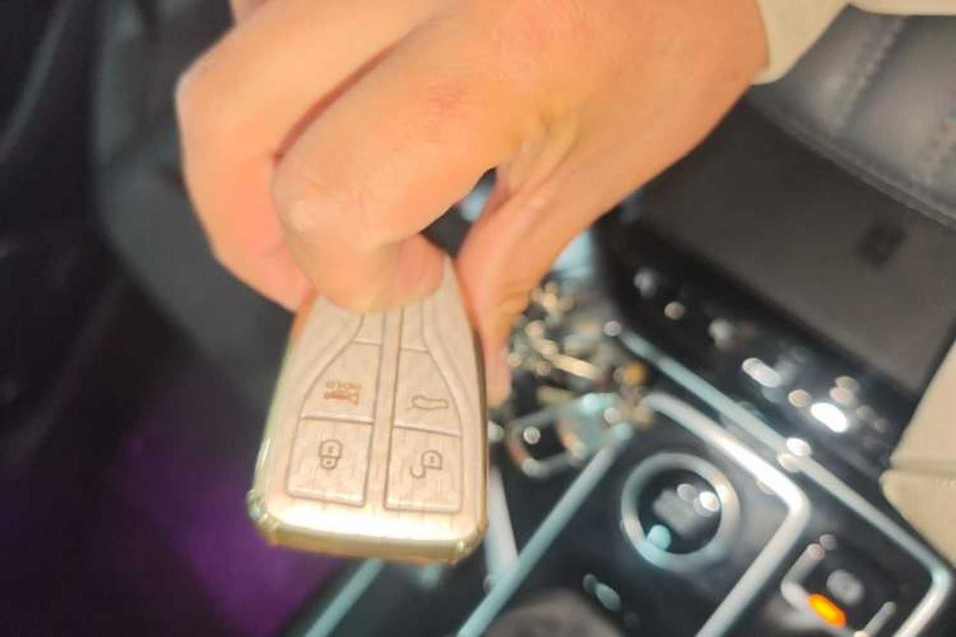 Used Hongqi HS5 2022 2.0T Smart Connect Flagship All-Wheel-Drive Version Vehicle Key