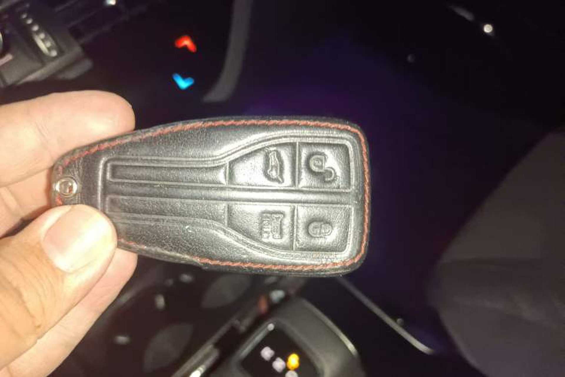 Used Hongqi HS5 2022 Revised Version 2.0T Smart Connect Flagship Edition Vehicle Key