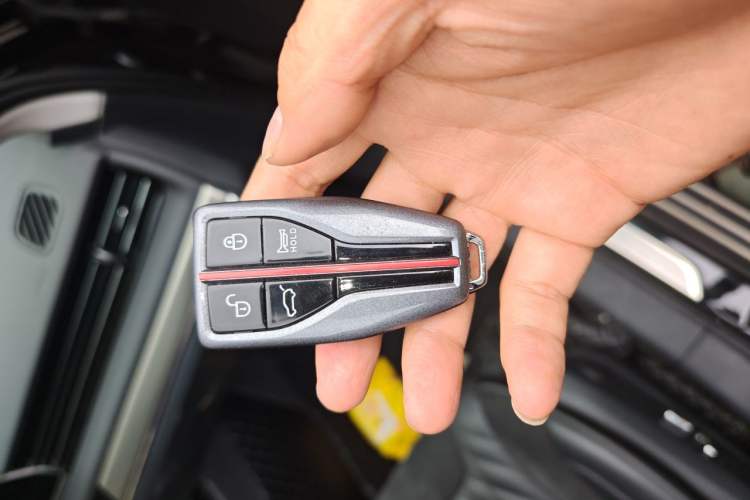 Used Hongqi HS5 2022 2.0T Smart Connect Flagship Edition Vehicle Key