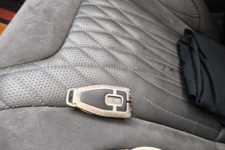Used Hongqi HS5 2022 2.0T Smart Connect Flagship Enjoyment Purchase Edition Vehicle Key