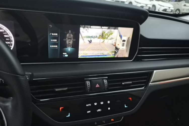 Used Hongqi HS5 2022 Revised Version 2.0T Smart Connect Flagship Edition Audio And AC Panel