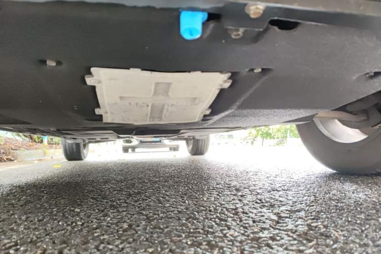 Used Hongqi HS5 2022 2.0T Smart Connect Flagship Edition Chassis Rear