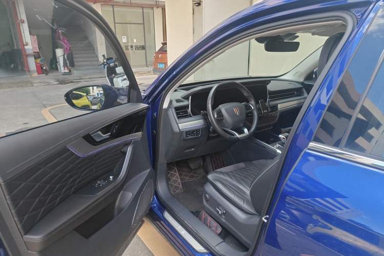Used Hongqi HS5 2022 Revised Version 2.0T Smart Connect Flagship Edition Driver Seat