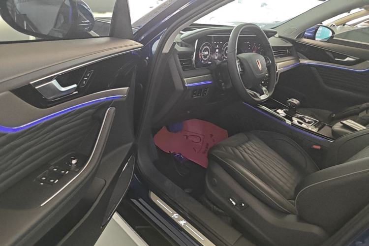 Used Hongqi HS5 2022 Revised Version 2.0T Smart Connect Flagship Edition Driver Seat