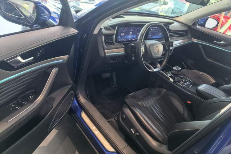 Used Hongqi HS5 2022 Facelifted Version 2.0T Smart Connect Flagship All-Wheel-Drive Edition Driver Seat