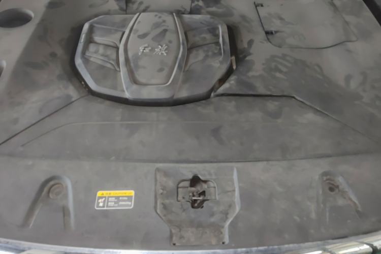 Used Hongqi HS5 2022 Revised Version 2.0T Smart Connect Flagship Edition Engine Bay