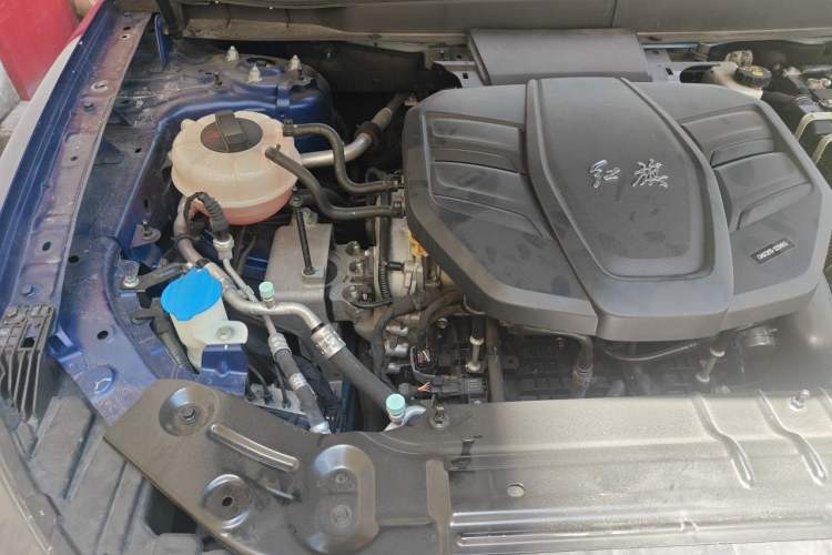 Used Hongqi HS5 2022 Revised Version 2.0T Smart Connect Flagship Edition Engine Bay Right