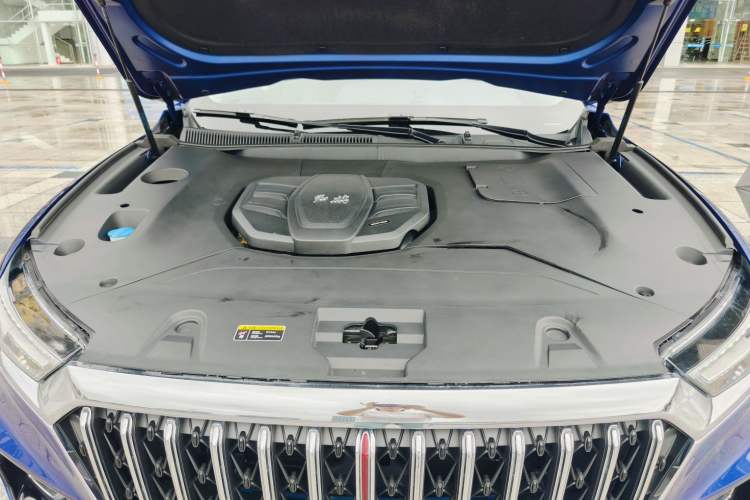 Used Hongqi HS5 2022 Facelifted Version 2.0T Smart Connect Flagship All-Wheel-Drive Edition Engine Bay