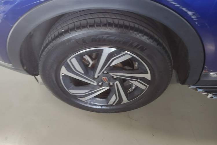Used Hongqi HS5 2022 Revised Version 2.0T Smart Connect Flagship Edition Exterior 5