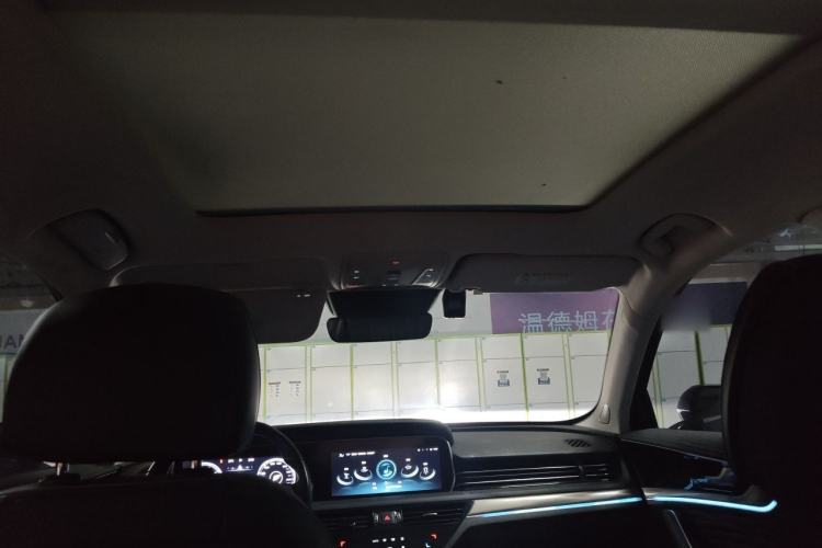 Used Hongqi HS5 2022 Facelifted Version 2.0T Smart Connect Flagship All-Wheel-Drive Edition Headliner