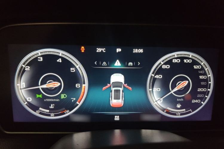 Used Hongqi HS5 2022 Facelifted Version 2.0T Smart Connect Flagship All-Wheel-Drive Edition Instrument Cluster