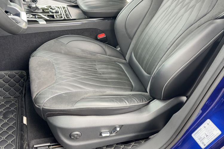 Used Hongqi HS5 2022 Revised Version 2.0T Smart Connect Flagship Edition Interior 1