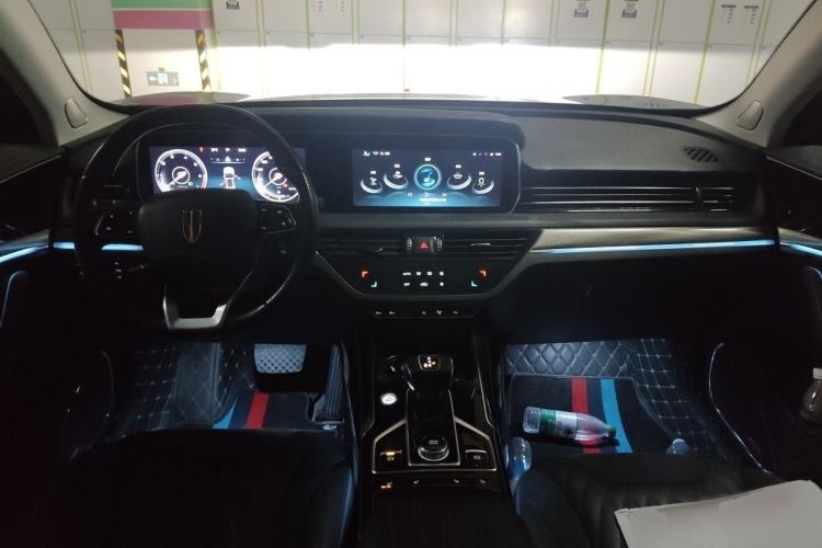 Used Hongqi HS5 2022 Facelifted Version 2.0T Smart Connect Flagship All-Wheel-Drive Edition Interior 2