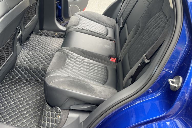 Used Hongqi HS5 2022 Revised Version 2.0T Smart Connect Flagship Edition Interior 4