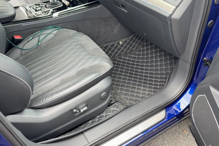 Used Hongqi HS5 2022 Revised Version 2.0T Smart Connect Flagship Edition Interior 6
