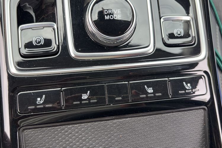 Used Hongqi HS5 2022 Revised Version 2.0T Smart Connect Flagship Edition Interior 7