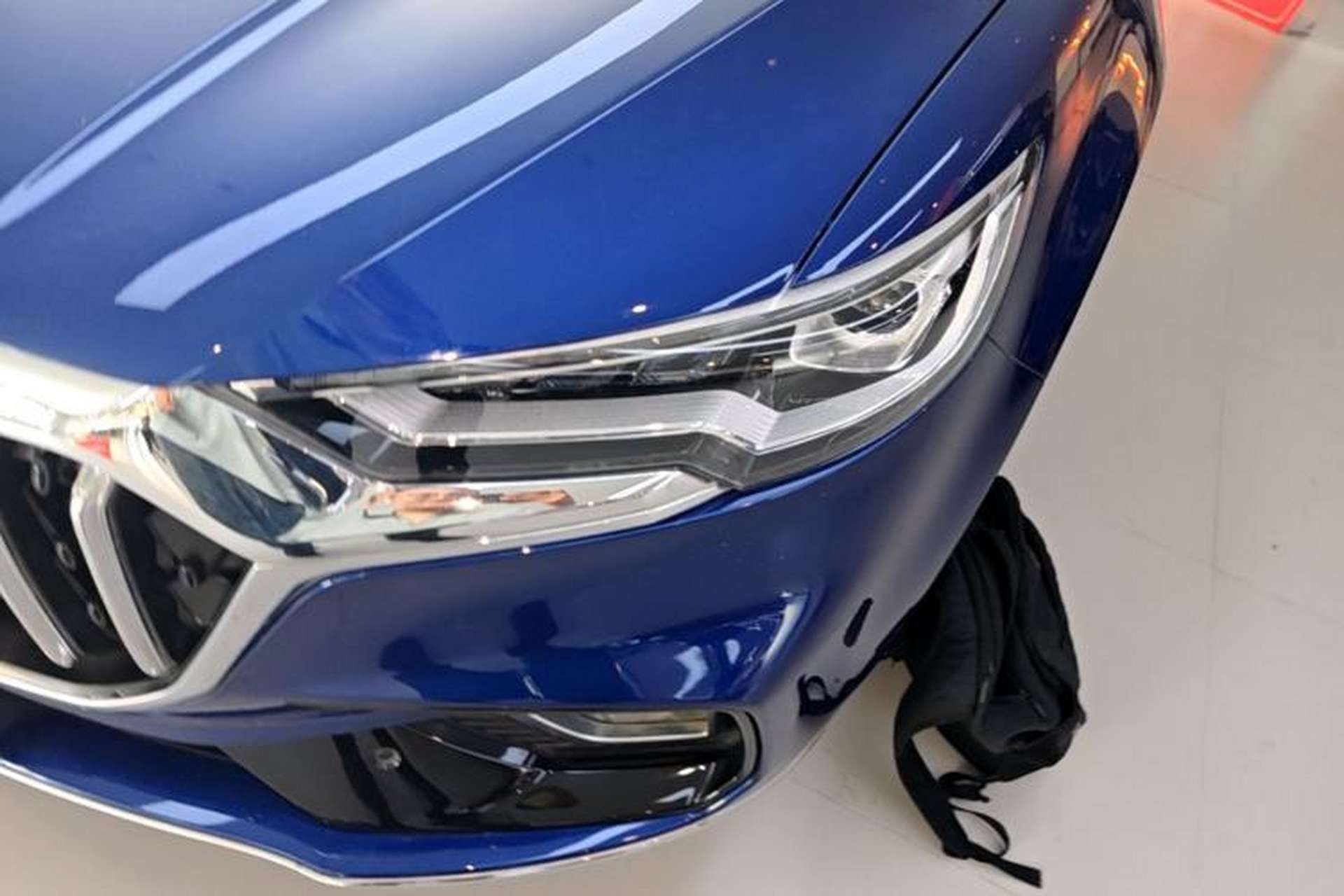 Used Hongqi HS5 2022 Facelifted Version 2.0T Smart Connect Flagship All-Wheel-Drive Edition Left Front Headlight