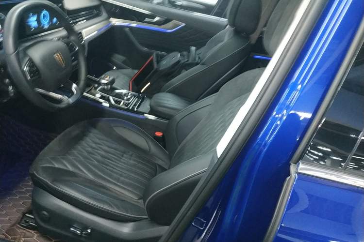 Used Hongqi HS5 2022 2.0T Smart Connect Flagship All-Wheel-Drive Version Left Front Seat