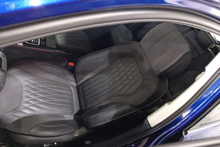Used Hongqi HS5 2022 Revised Version 2.0T Smart Connect Flagship Edition Left Front Seat