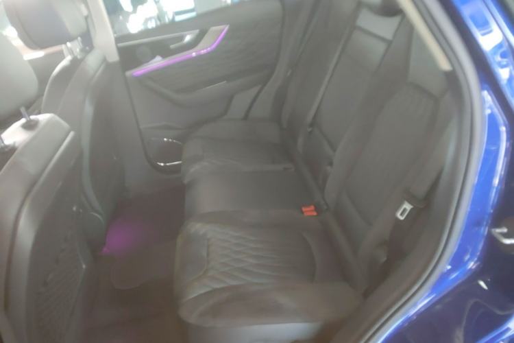 Used Hongqi HS5 2022 Revised Version 2.0T Smart Connect Flagship Edition Left Rear Seat