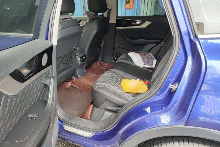 Used Hongqi HS5 2022 2.0T Smart Connect Flagship Edition Left Rear Seat