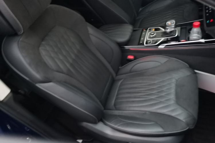 Used Hongqi HS5 2022 Revised Version 2.0T Smart Connect Flagship Edition Right Front Seat