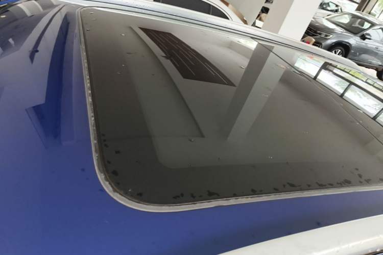 Used Hongqi HS5 2022 Facelifted Version 2.0T Smart Connect Flagship All-Wheel-Drive Edition Roof