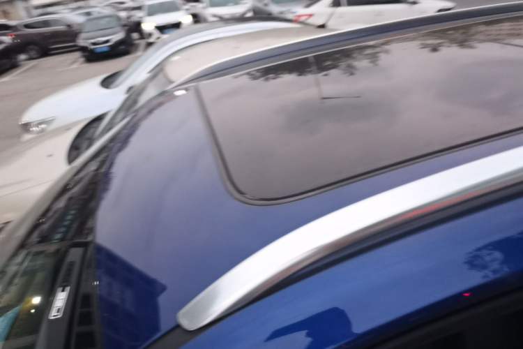 Used Hongqi HS5 2022 Revised Version 2.0T Smart Connect Flagship Edition Roof